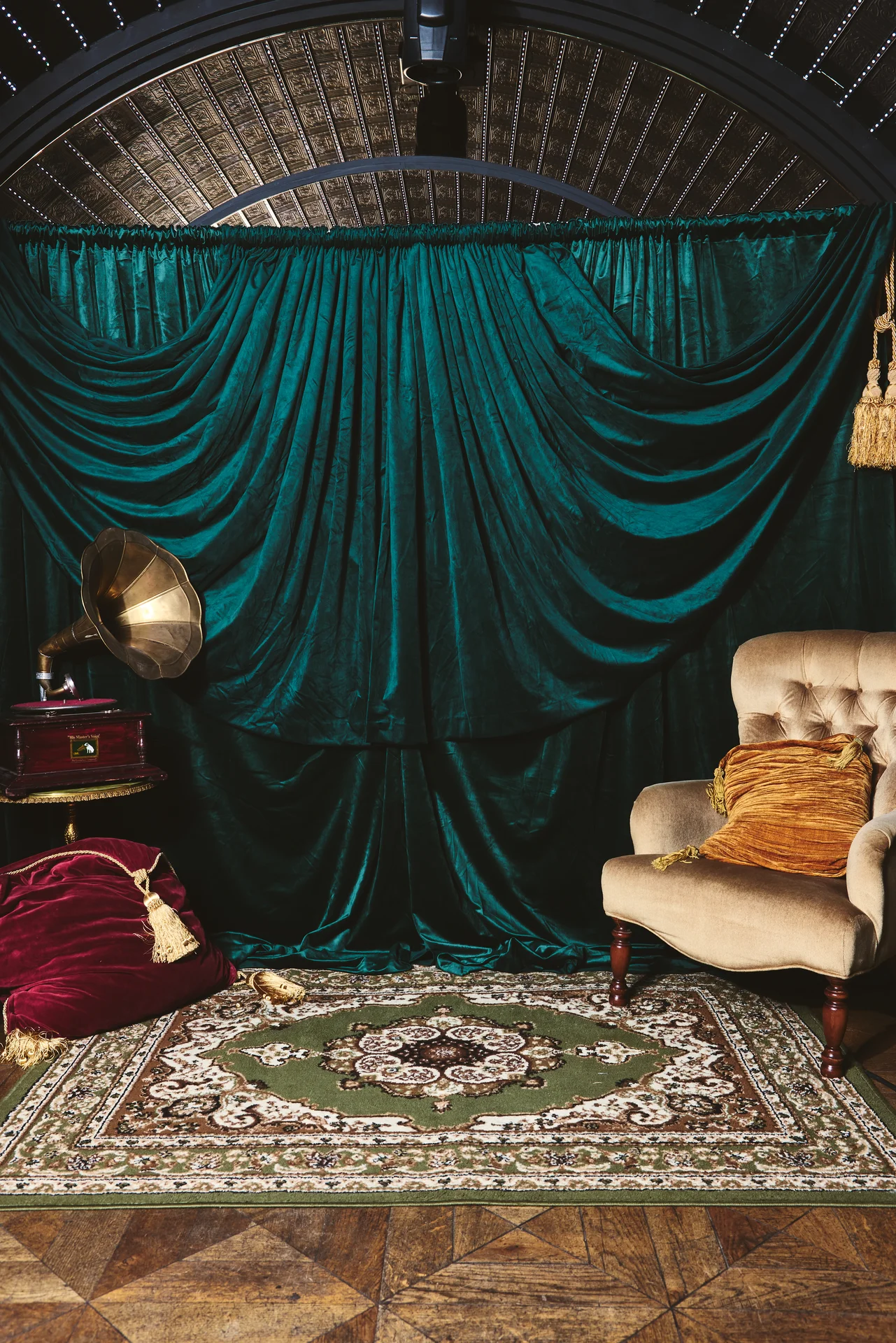 houseofblack aw2025 02